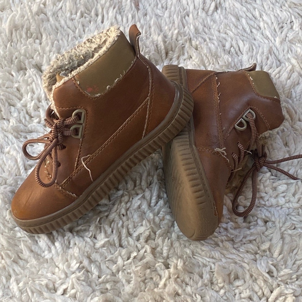 London Fog toddler shoes